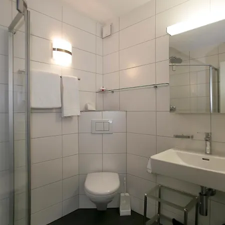 Baron / Baronesse Apartments Leukerbad Room photo